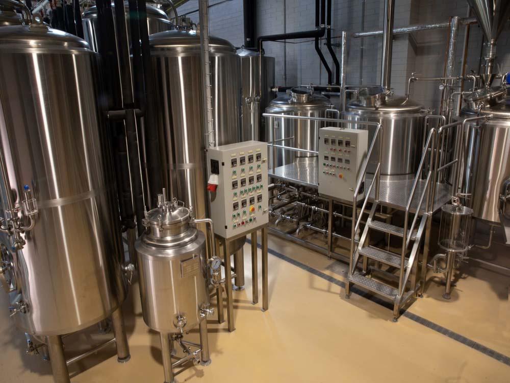 <b>15 HL Three Vessel Brewhouse </b>